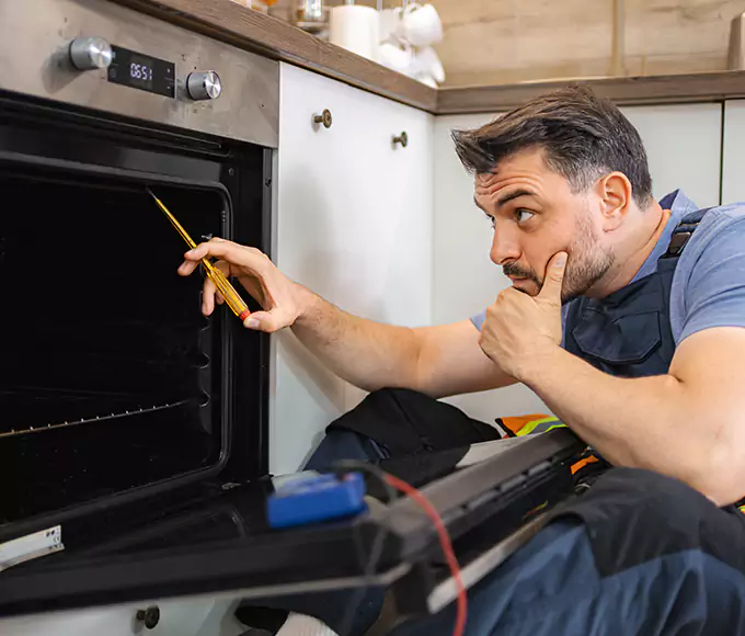 Why Auburn Households Choose Auburn Appliance Pro for Every Gas Oven Fix?